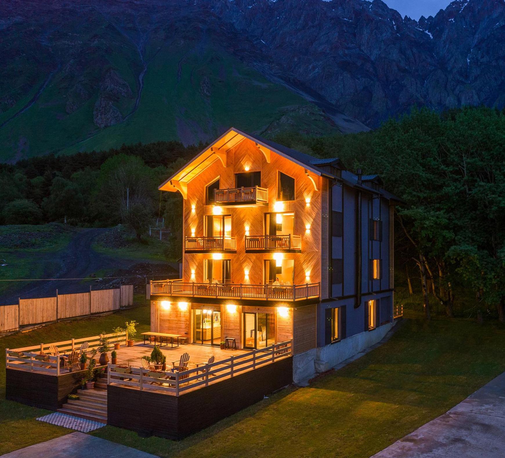 1740 Boutique Hotel Kazbegi Екстер'єр фото