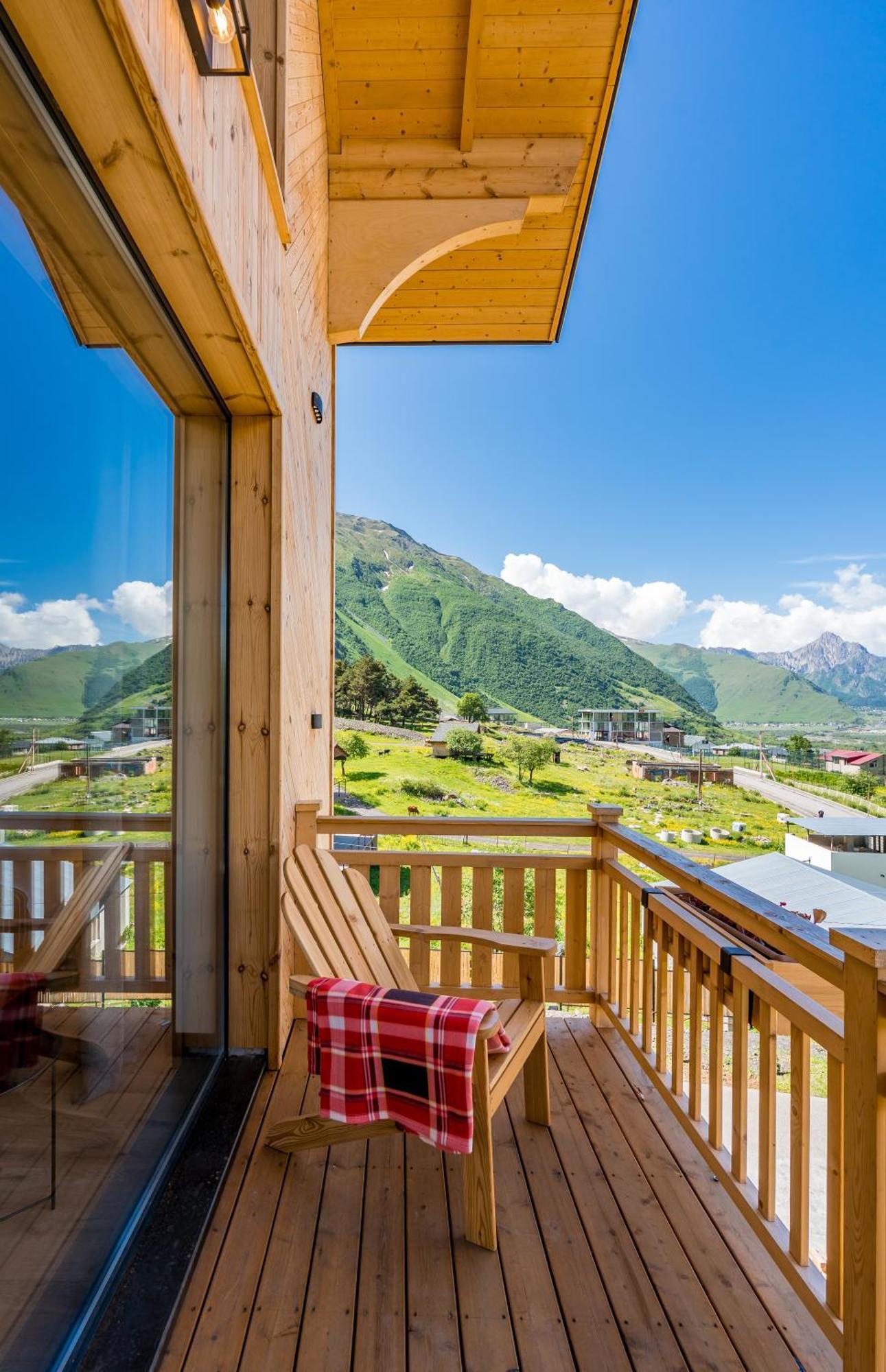 1740 Boutique Hotel Kazbegi Екстер'єр фото