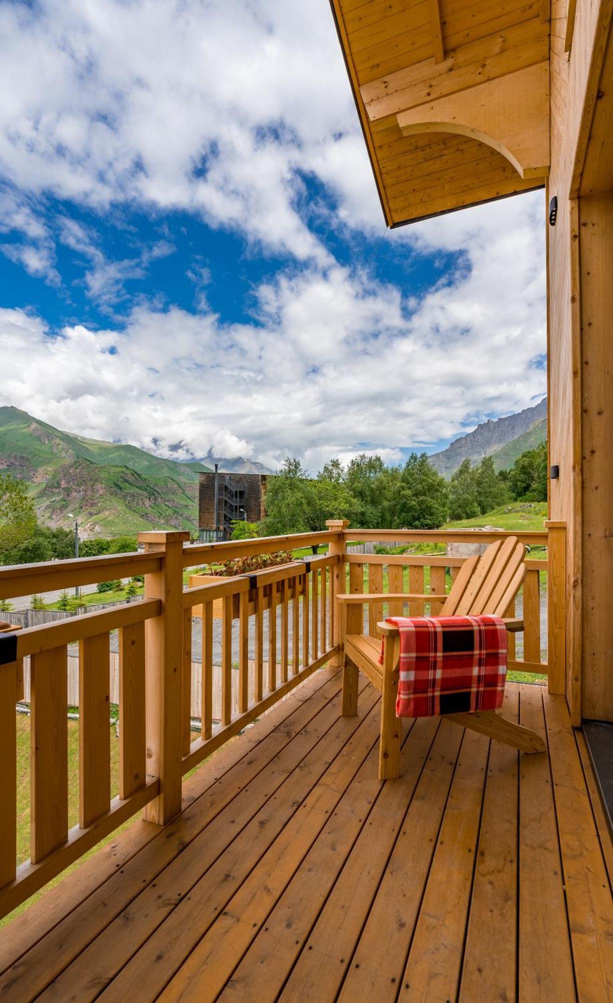 1740 Boutique Hotel Kazbegi Екстер'єр фото