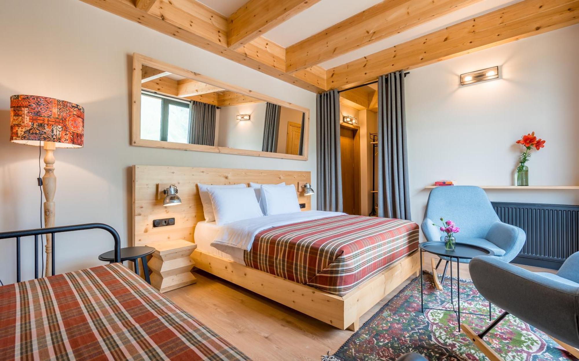 1740 Boutique Hotel Kazbegi Екстер'єр фото